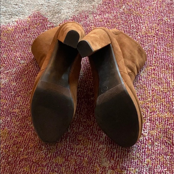 9.5 Target Brown Suede Platform Booties - Picture 4 of 4